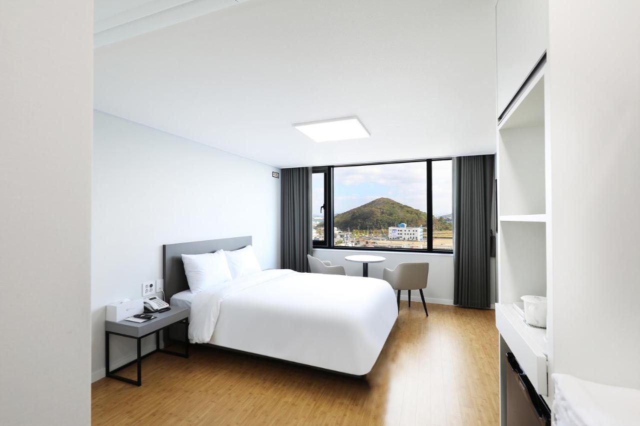 Mokpo Ocean Hotel Екстер'єр фото