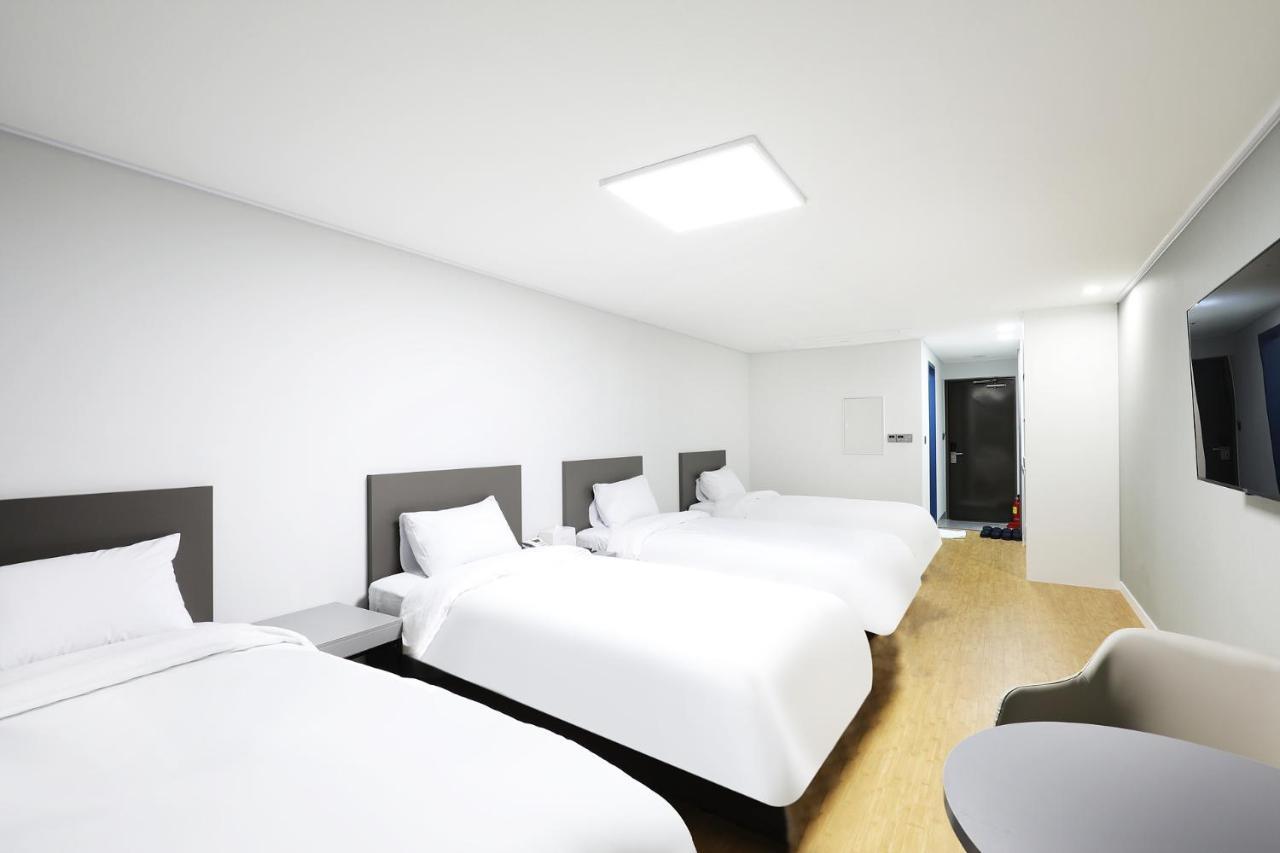 Mokpo Ocean Hotel Екстер'єр фото